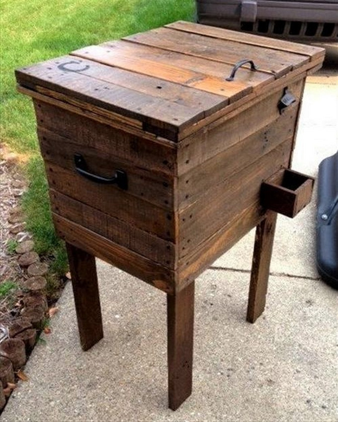 DIY Wood Cooler Box
 Marvelous Pallet Wood Ideas and Projects for Your Home