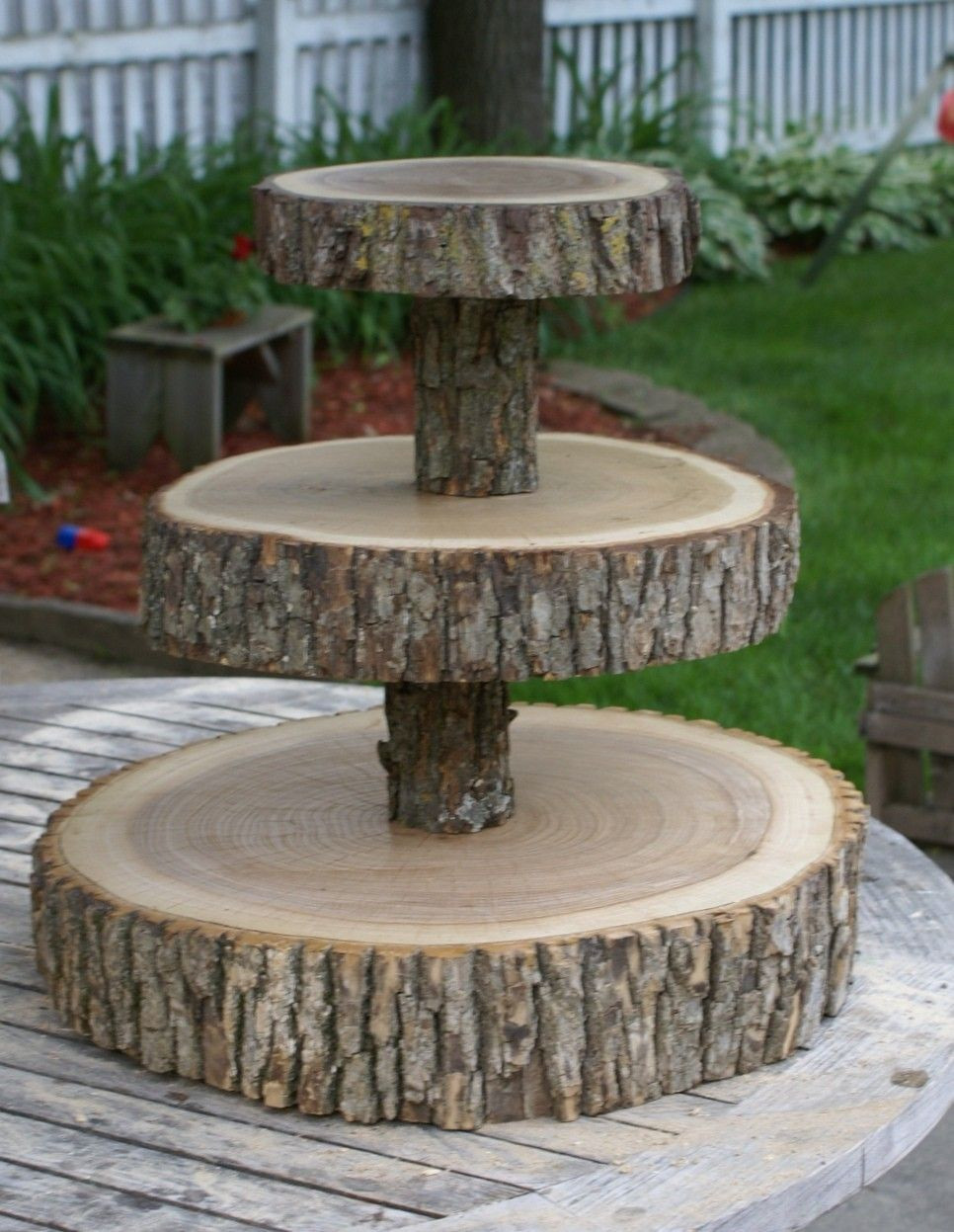 DIY Wood Cupcake Stand
 3 Tier Tree Slice Cupcake Stand by JesseLeeDesigns