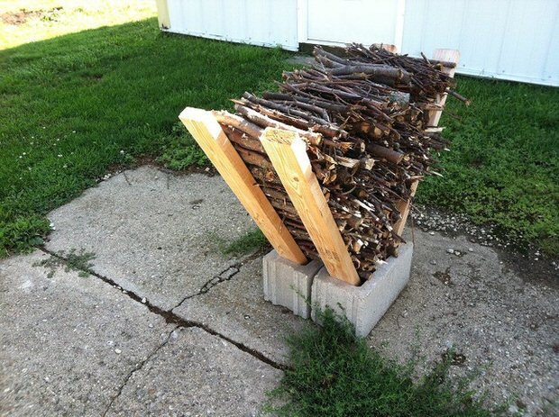 DIY Wood Rack
 9 Super Easy DIY Outdoor Firewood Racks