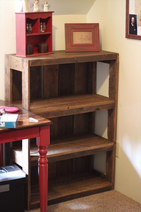 DIY Wooden Bookshelves
 13 Bud Friendly DIY Pallet Shelves And Racks Shelterness