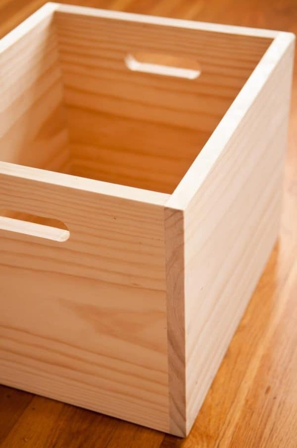 DIY Wooden Box
 20 DIY Wooden Boxes and Bins to Get Your Home Organized