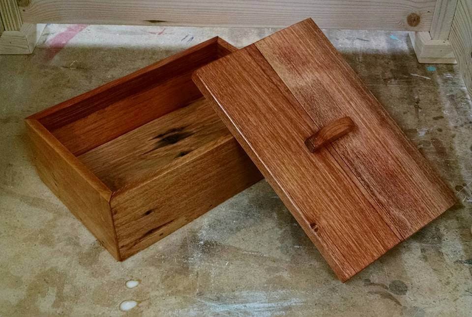 DIY Wooden Box With Lid
 Creative Wood Pallet Box with Lid