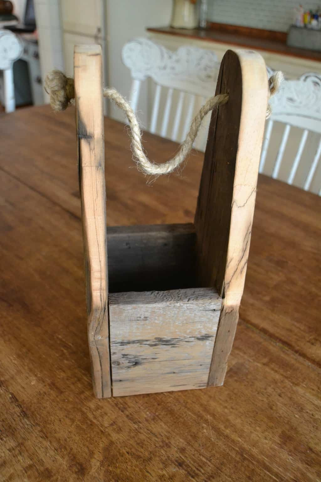 DIY Wooden Christmas Gifts
 DIY Wood Gift Bag Mason Jar Teacher Gift Giveaway