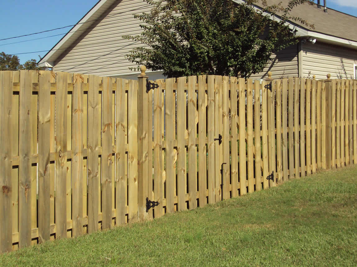 DIY Wooden Fence Installation
 DIY Fencing Tuscaloosa AL