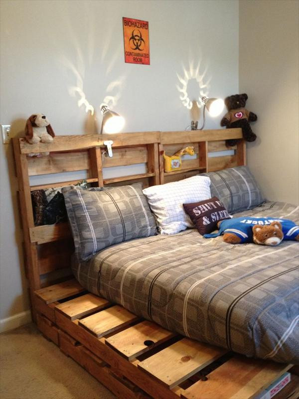 DIY Wooden Pallet Bed
 DIY Wooden Pallet Beds