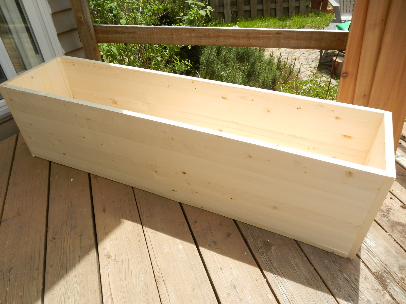DIY Wooden Planter Box
 Planting for Privacy – DIY Wood Planter