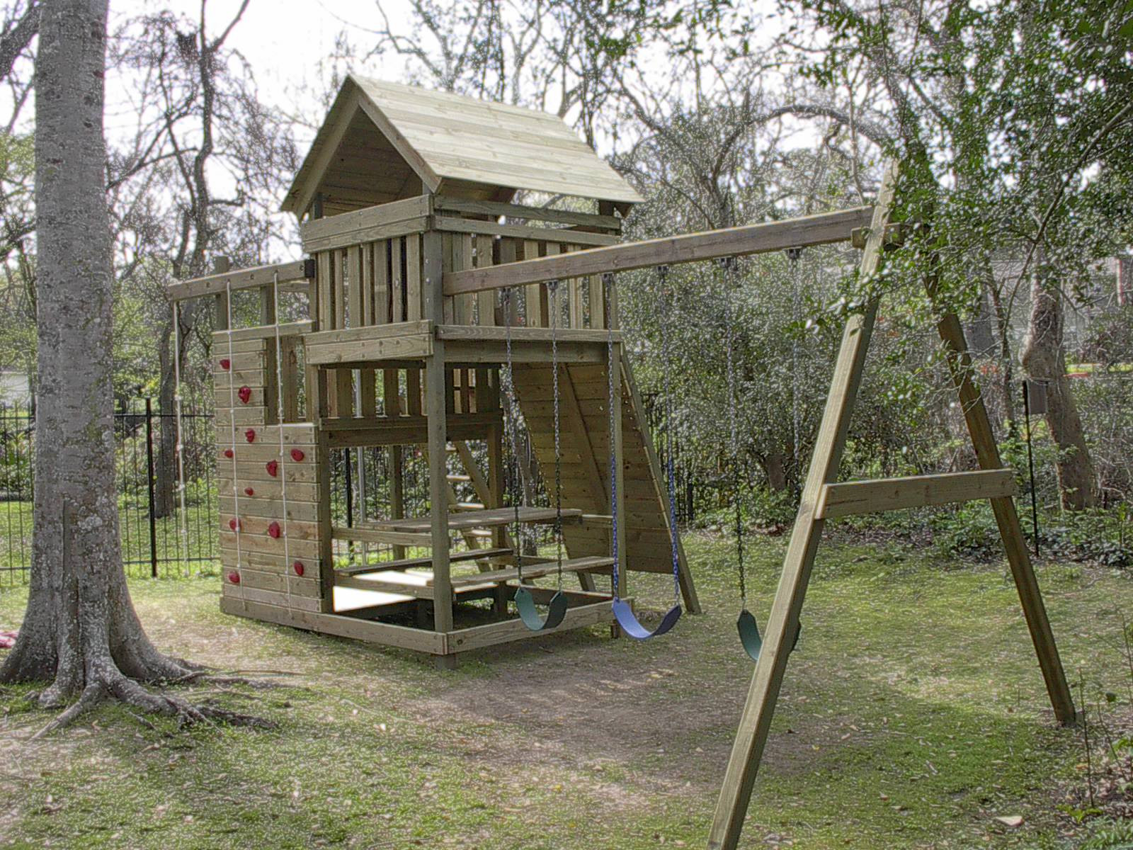 DIY Wooden Playset
 Gemini Playset DIY Wood Fort and Swingset Plans