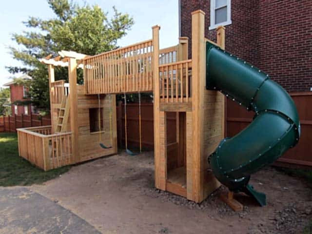 DIY Wooden Playset
 How to Build an Outdoor Wood Playset of Your Dreams