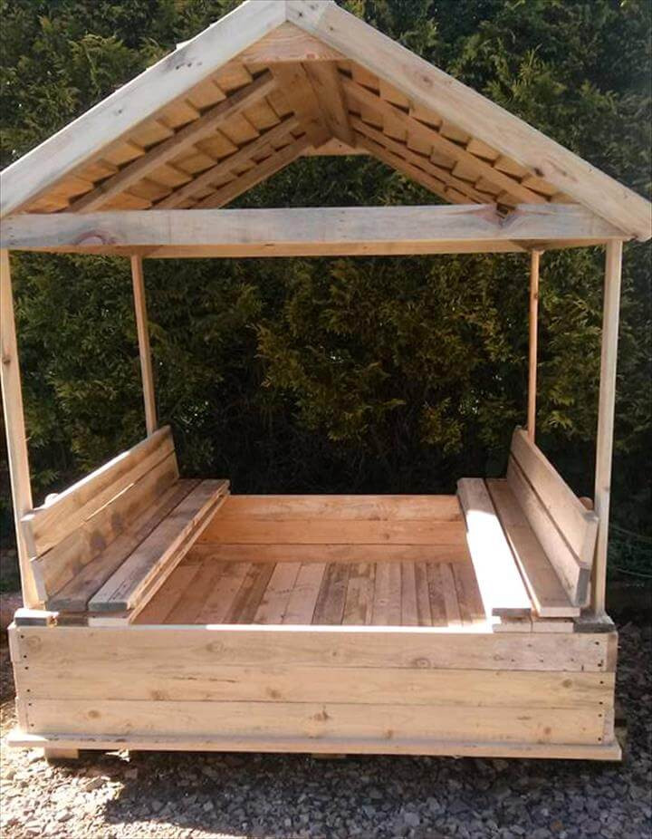 DIY Wooden Sandbox
 Build a Covered Pallet Sandbox DIY Easy Pallet Ideas