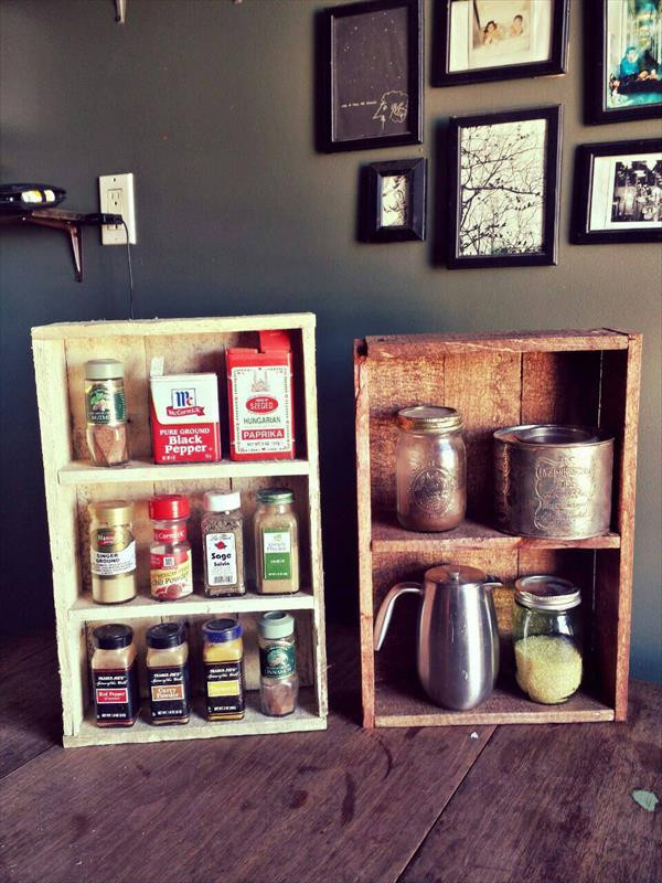 DIY Wooden Spice Rack
 DIY Spice Rack Instructions and Ideas