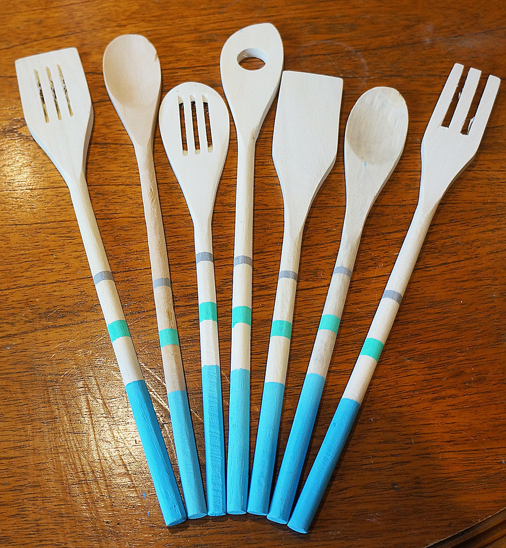 DIY Wooden Spoon
 Diy Wooden Spoons · How To Make Cutlery · Decorating on