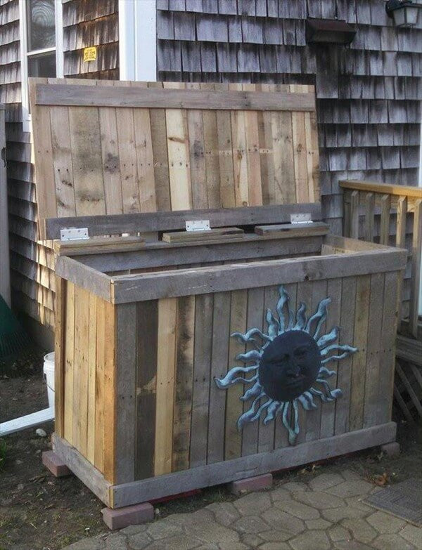 DIY Wooden Trash Can
 DIY Wooden Pallet Trash Can Holder – Ideas with Pallets