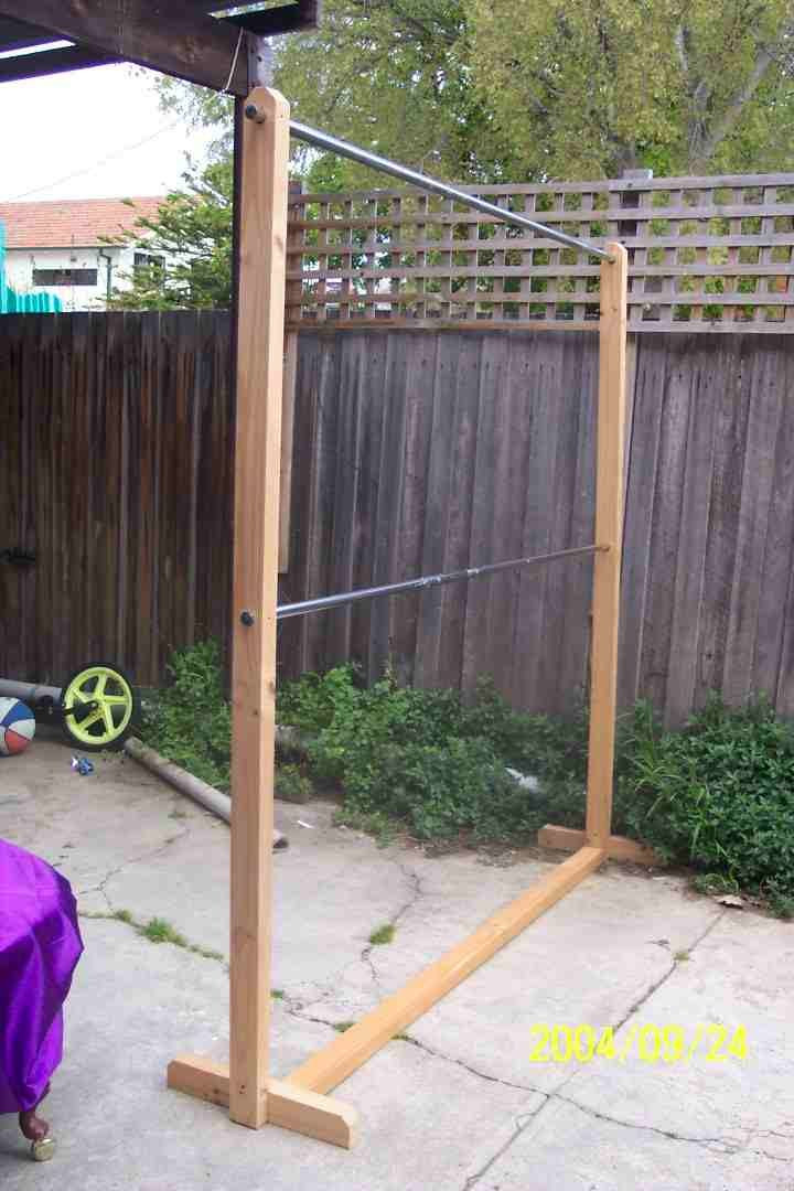 DIY Yard Sale Clothes Rack
 2144 best DIY CRAFT SHOW DISPLAY AND SET UP IDEAS images