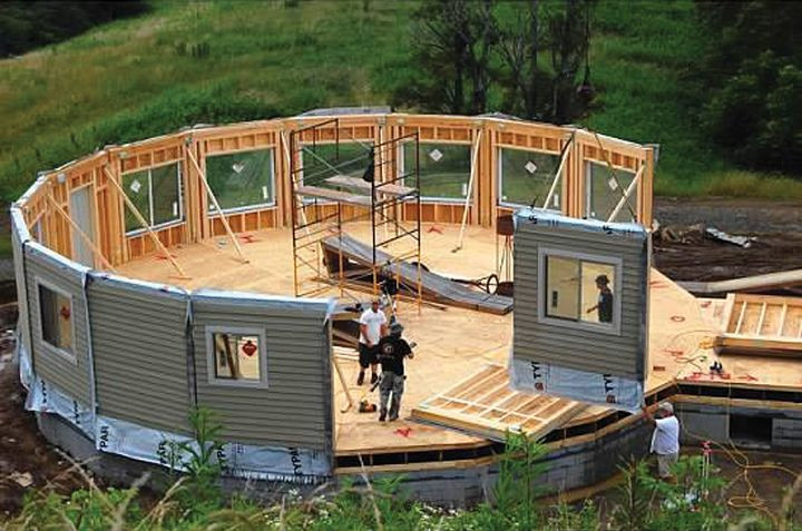 DIY Yurt Plans
 Deltec Standard Home Kit