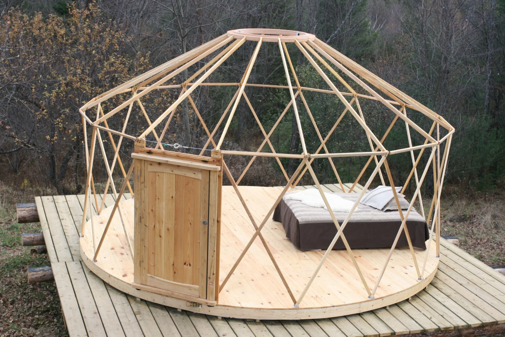 DIY Yurt Plans
 A DIY 133 Square Foot Yurt Starting At $8750 – Change The Code