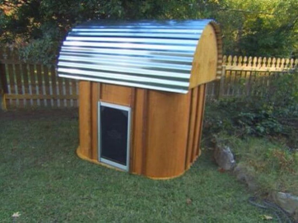 Dog House Ideas For Winter
 30 Warm DIY Winter Dog House Ideas