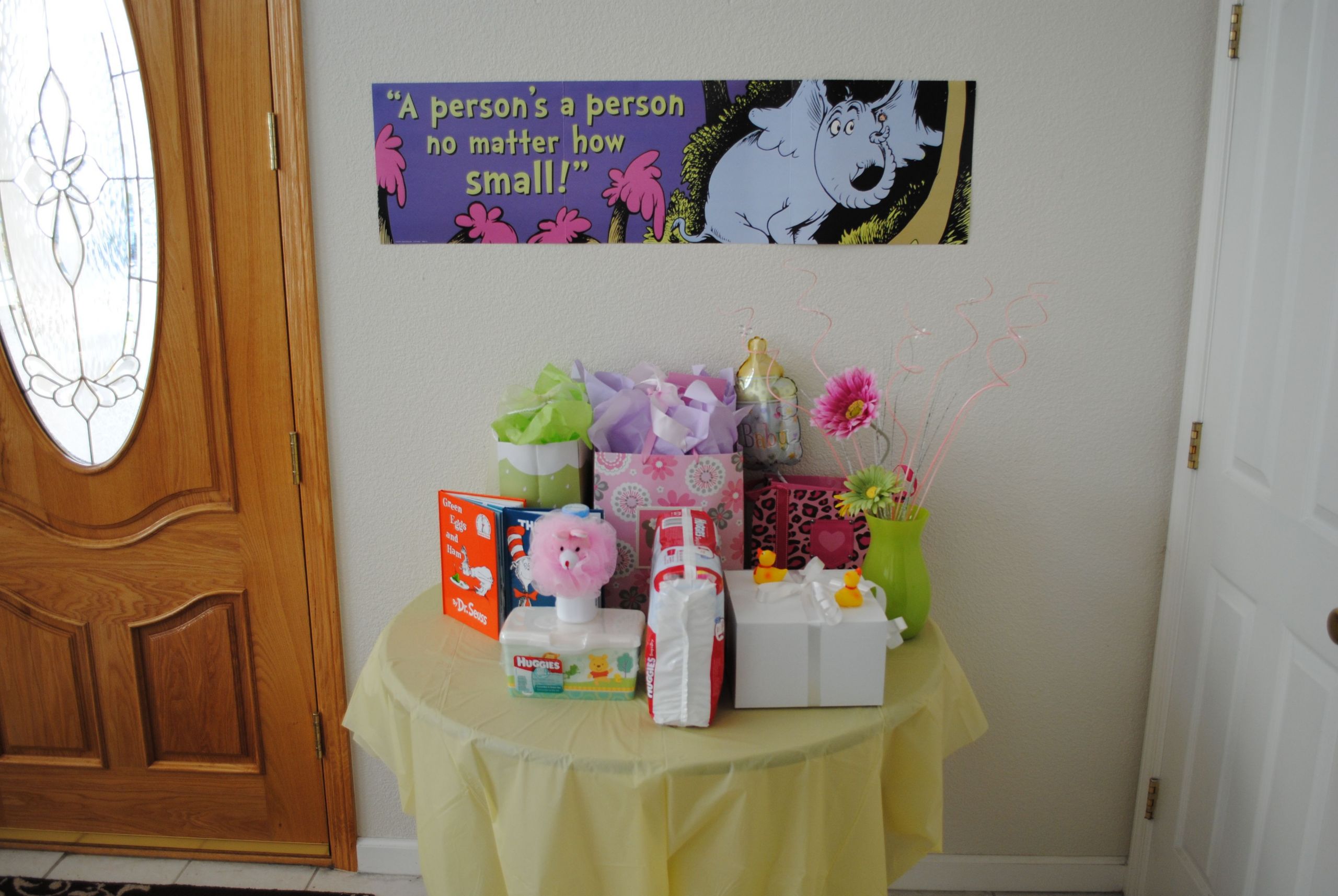 Dr Seuss Baby Gift Ideas
 Dr Seuss Gift Table