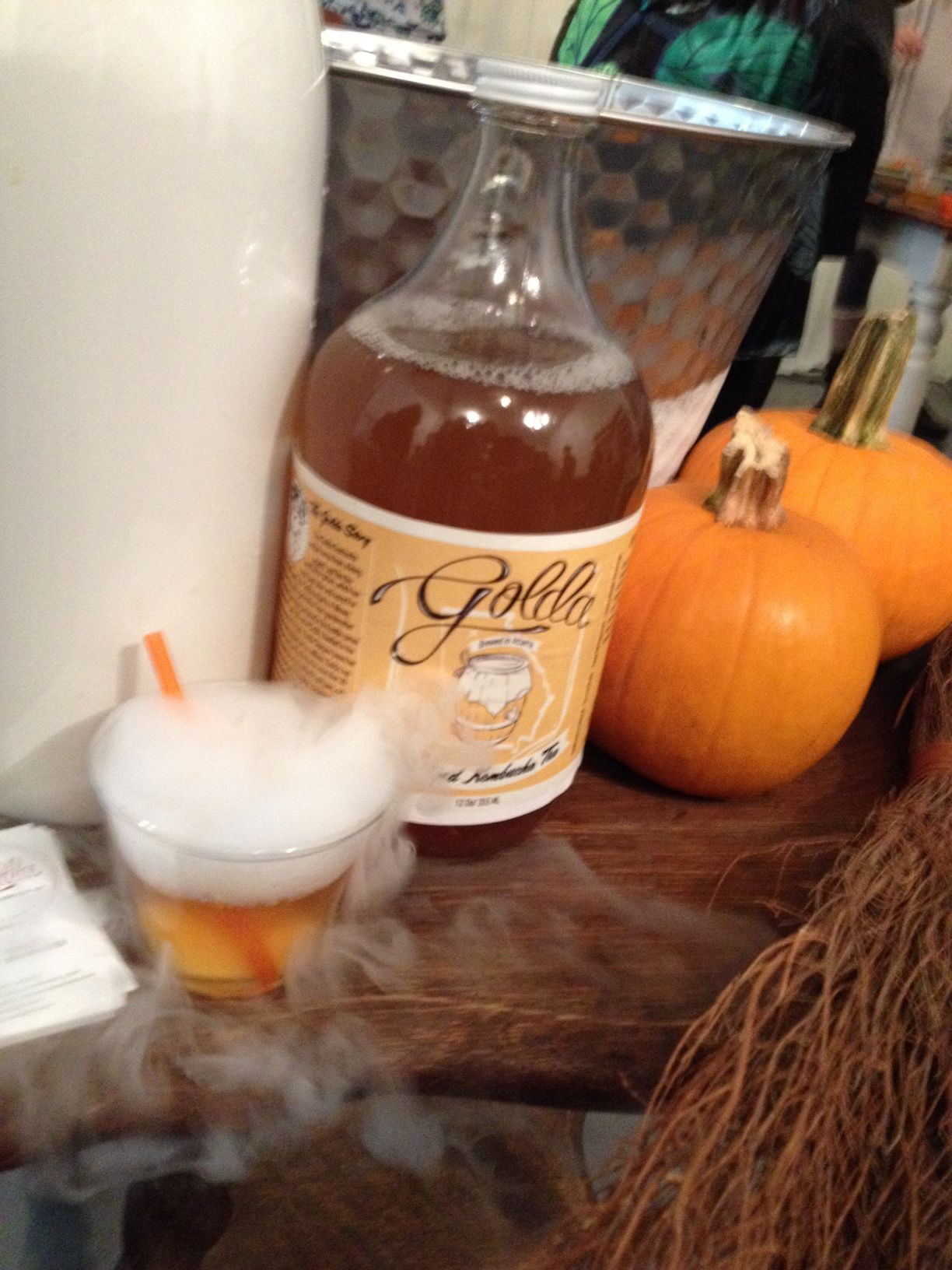 Dry Ice Ideas For Halloween Party
 Halloween Happy Hour check out these spooky dry ice