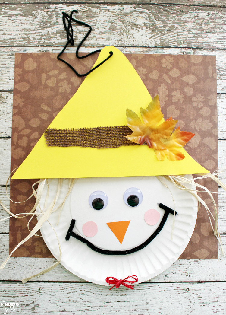 Easy Activities For Preschoolers
 Over 23 Adorable and Easy Fall Crafts that Preschoolers