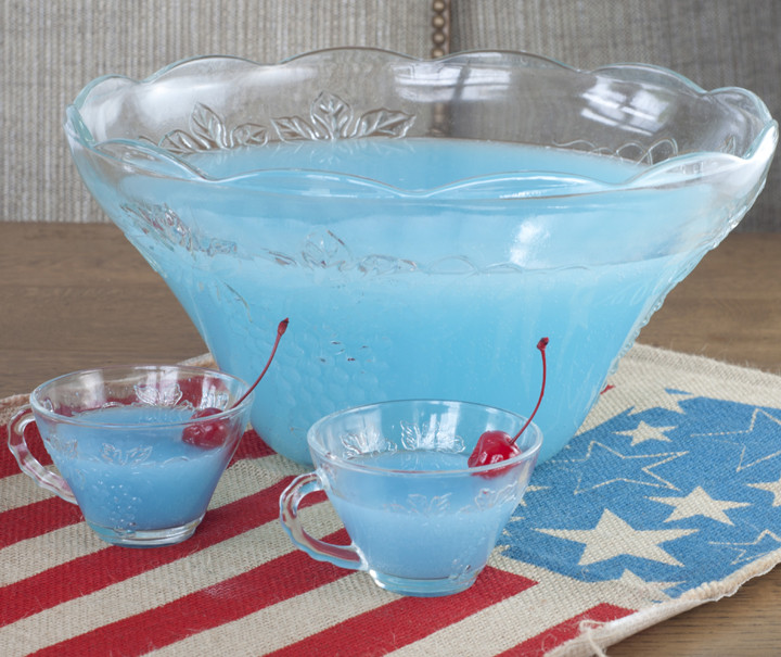 Easy Baby Shower Punch Recipes
 Blue Piña Colada Party Punch