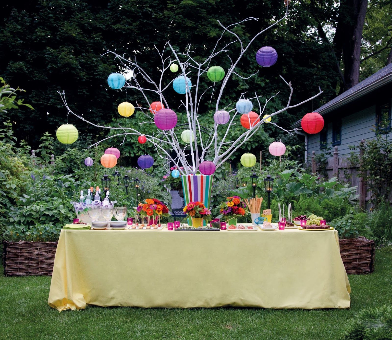 Easy Backyard Party Ideas
 Stylish notes on Entertaining An Invitation to the