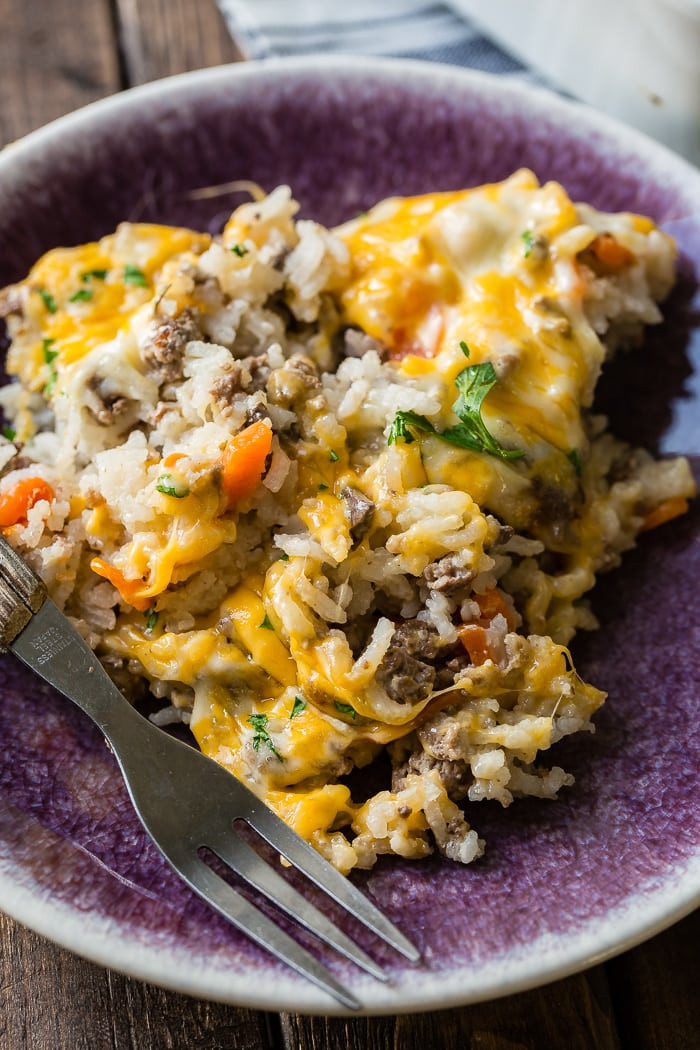 Easy Dishes With Ground Beef
 Cheesy Ground Beef and Rice Casserole