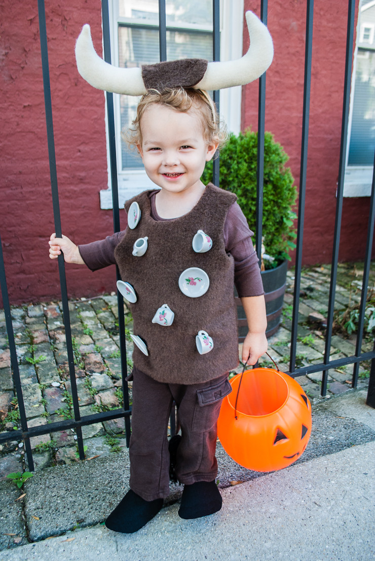 Easy DIY Costumes For Toddlers
 Mason Jar Halloween Costume Easy DIY Halloween Costume