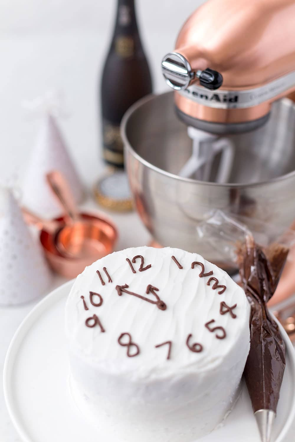 Easy New Year'S Eve Desserts
 Countdown to Midnight Champagne Cake
