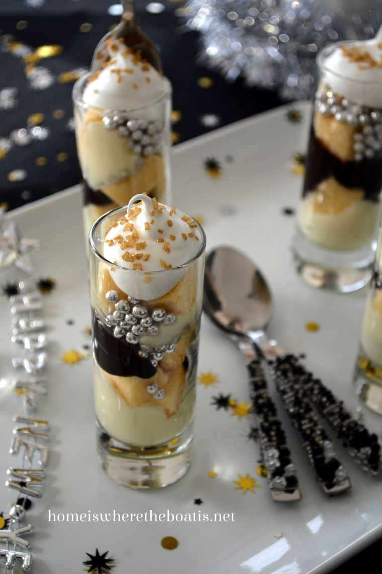 Easy New Year'S Eve Desserts
 A Sparkling New Year’s Celebration and Mini Parfaits