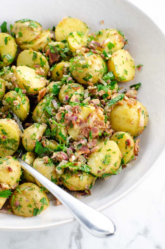 Easy Potato Salad Recipe
 Easy Potato Salad Recipe with Bacon and Herbs and No Mayo