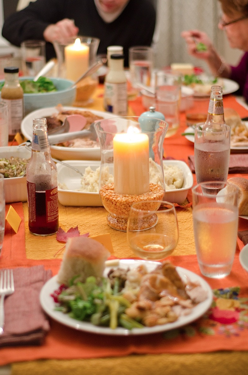 Easy Thanksgiving Table Decorations
 Simply Chic Affordable & Easy Thanksgiving Fall Table