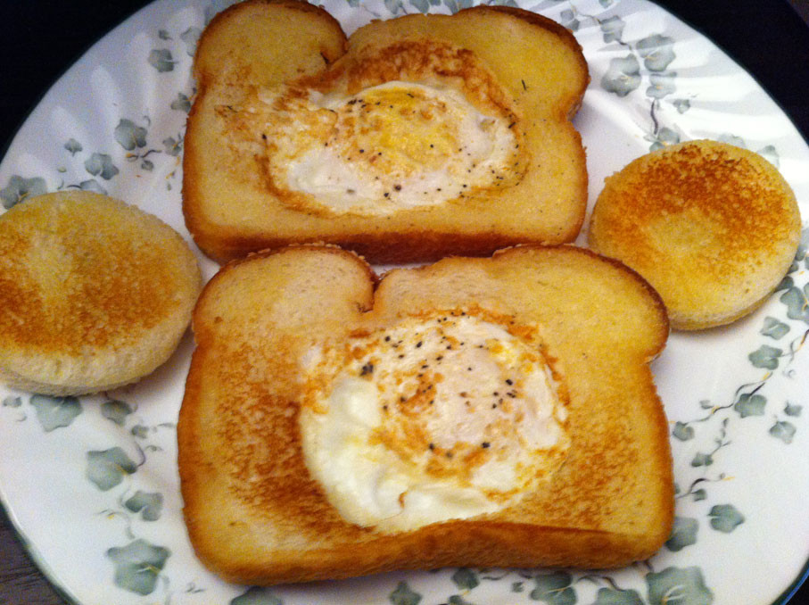 Egg Fried Bread
 Quick and easy meal Egg in the Hole – cyberpantry