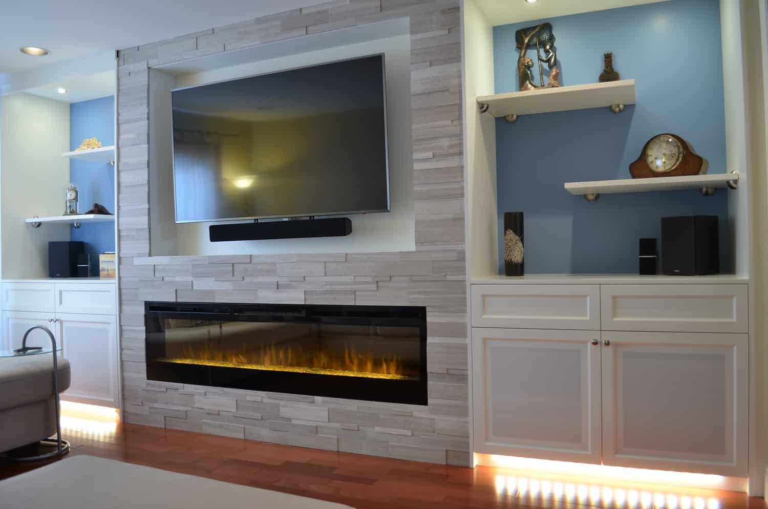 Electric Fireplace Wall Unit
 What makes a great custom wall unit