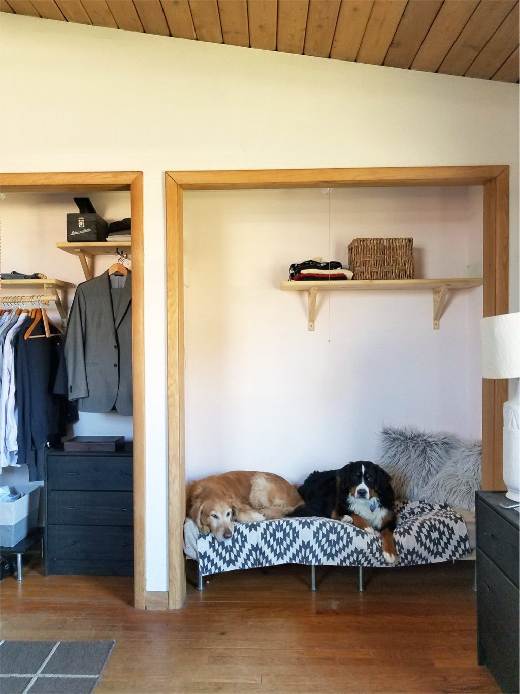 Elevated Dog Bed DIY
 DIY raised dog bed from MDF and inexpensive legs from IKEA