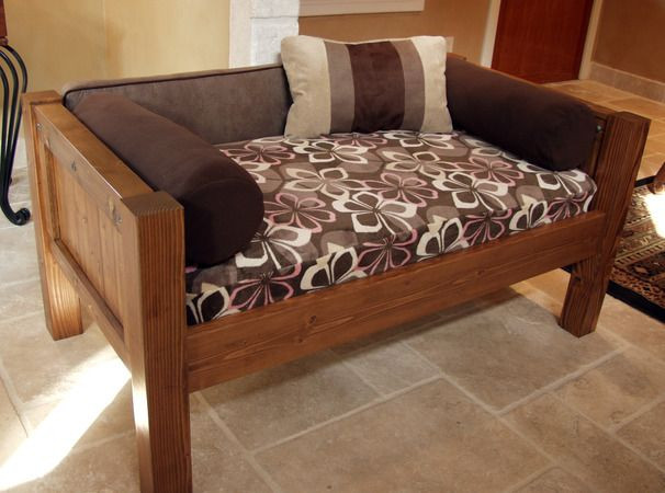 Elevated Dog Bed DIY
 10 Awesome Pet Projects