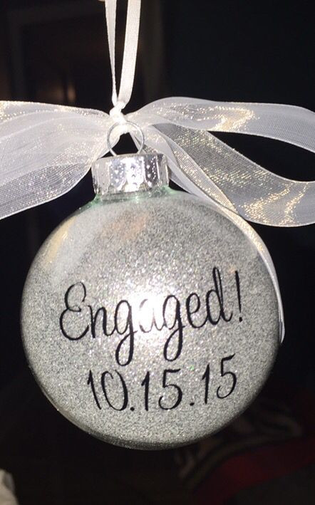 Engagement Gift Ideas For The Couple
 Gifts for newly engaged couple Engagement t ideas