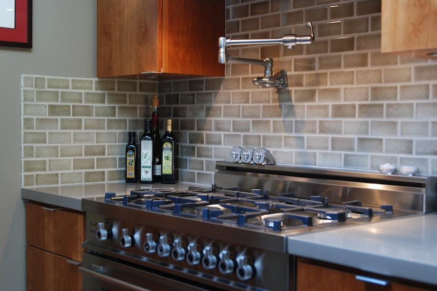 Examples Of Kitchen Backsplashes
 What Why and How to Tile a Backsplash for Your Kitchen Setup