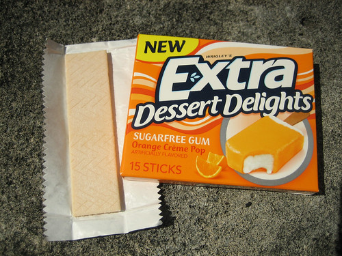 Extra Dessert Delights
 REVIEW Extra Dessert Delights Orange Creme Pop Gum The