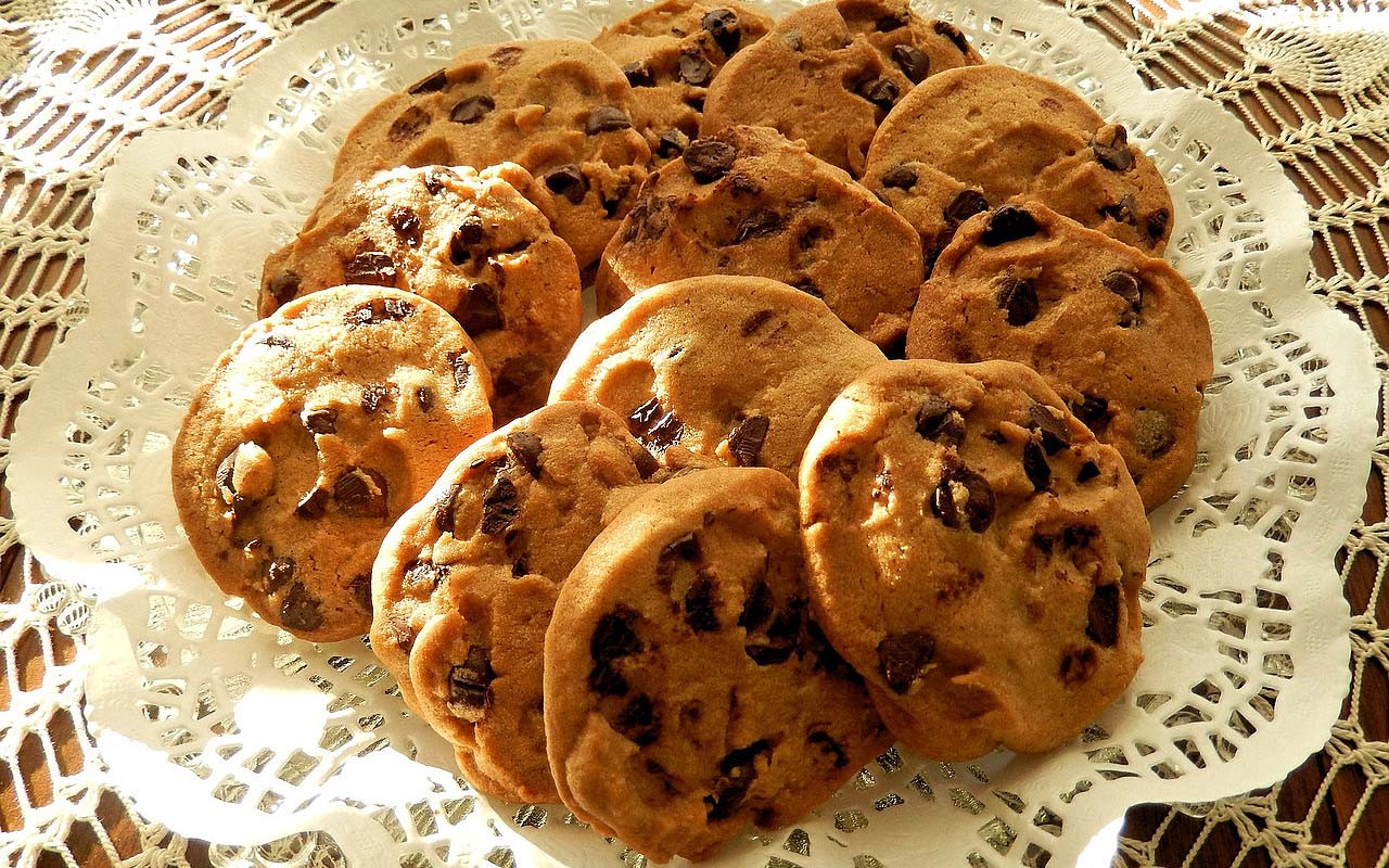 Facts About Chocolate Chip Cookies
 10 Famous Foods Discovered by Mistake