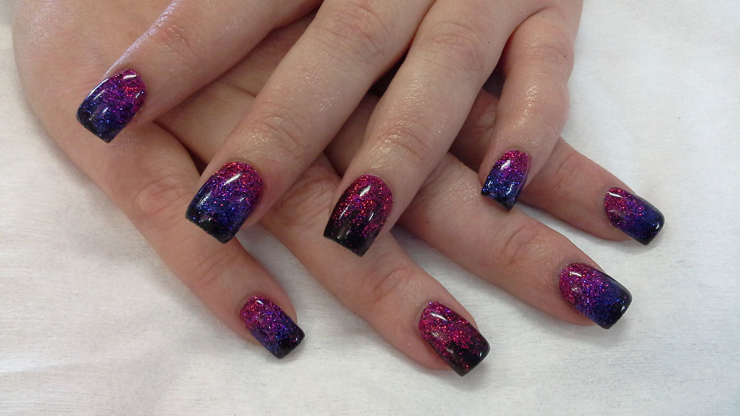 Fading Nail Designs
 Purple glitter fade Nail Designs