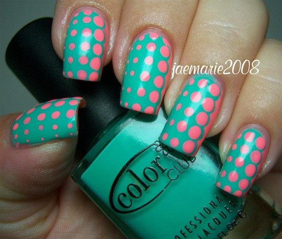 Fading Nail Designs
 Fading Dots Nail Design Nail Art Gallery