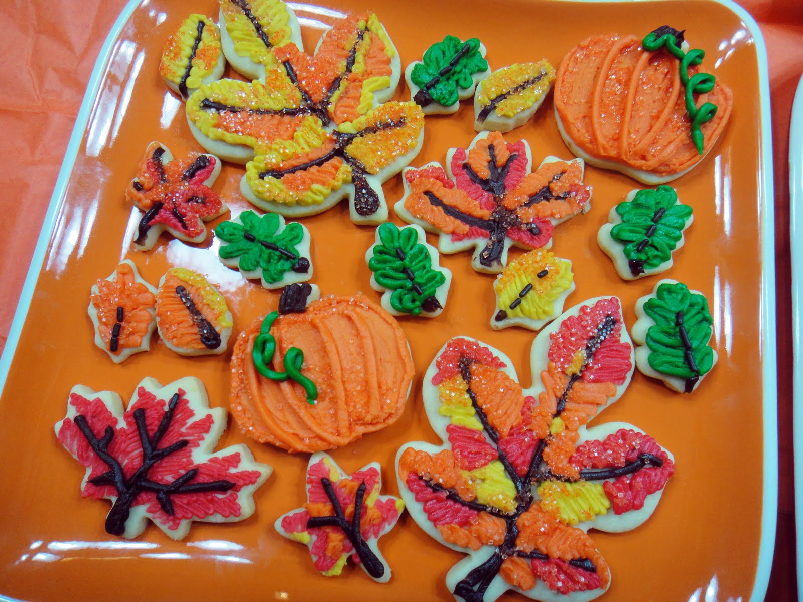Fall Leaf Sugar Cookies
 Worth Pinning Fall Sugar Cookies leaves and pumpkins