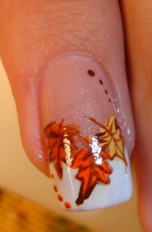 Fall Leaves Nail Designs
 How To Do Autumn Leaves Nail Art 30 Examples