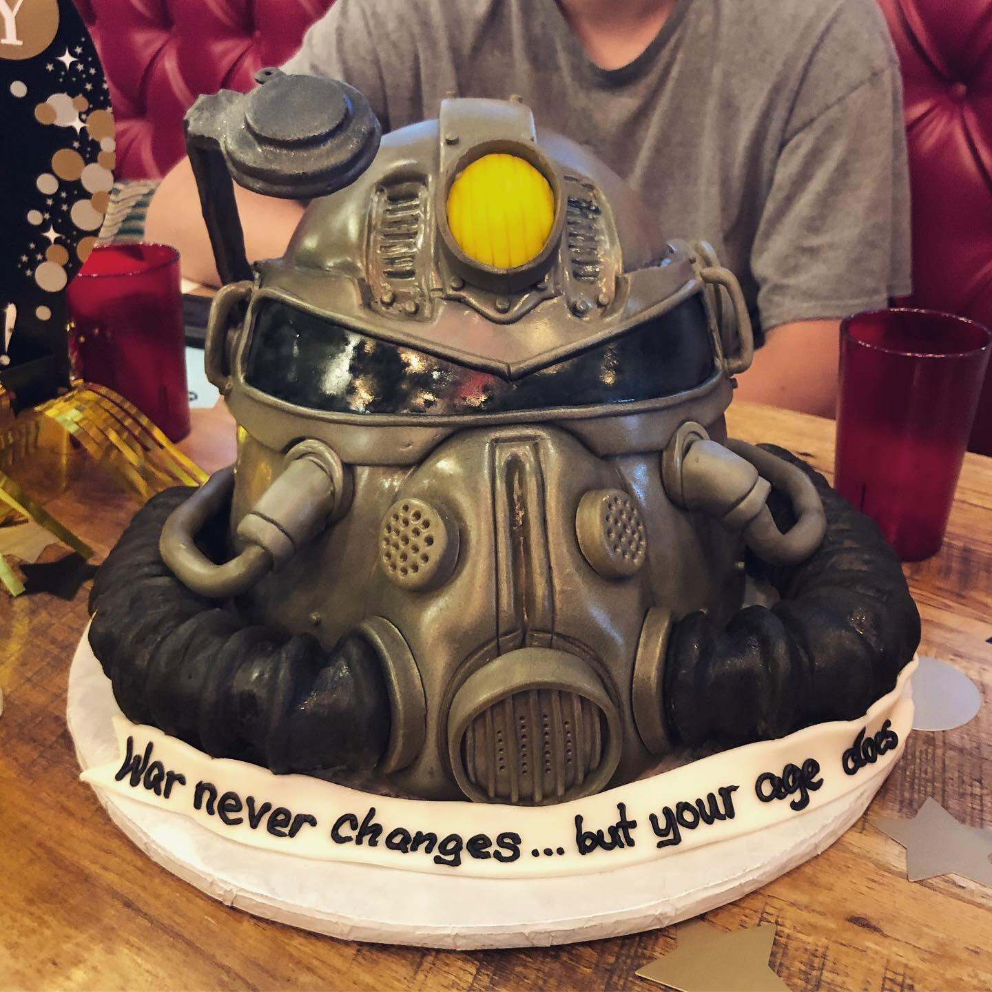 Fallout Birthday Cake
 Fallout Cake for Wife’s 30th Birthday gaming