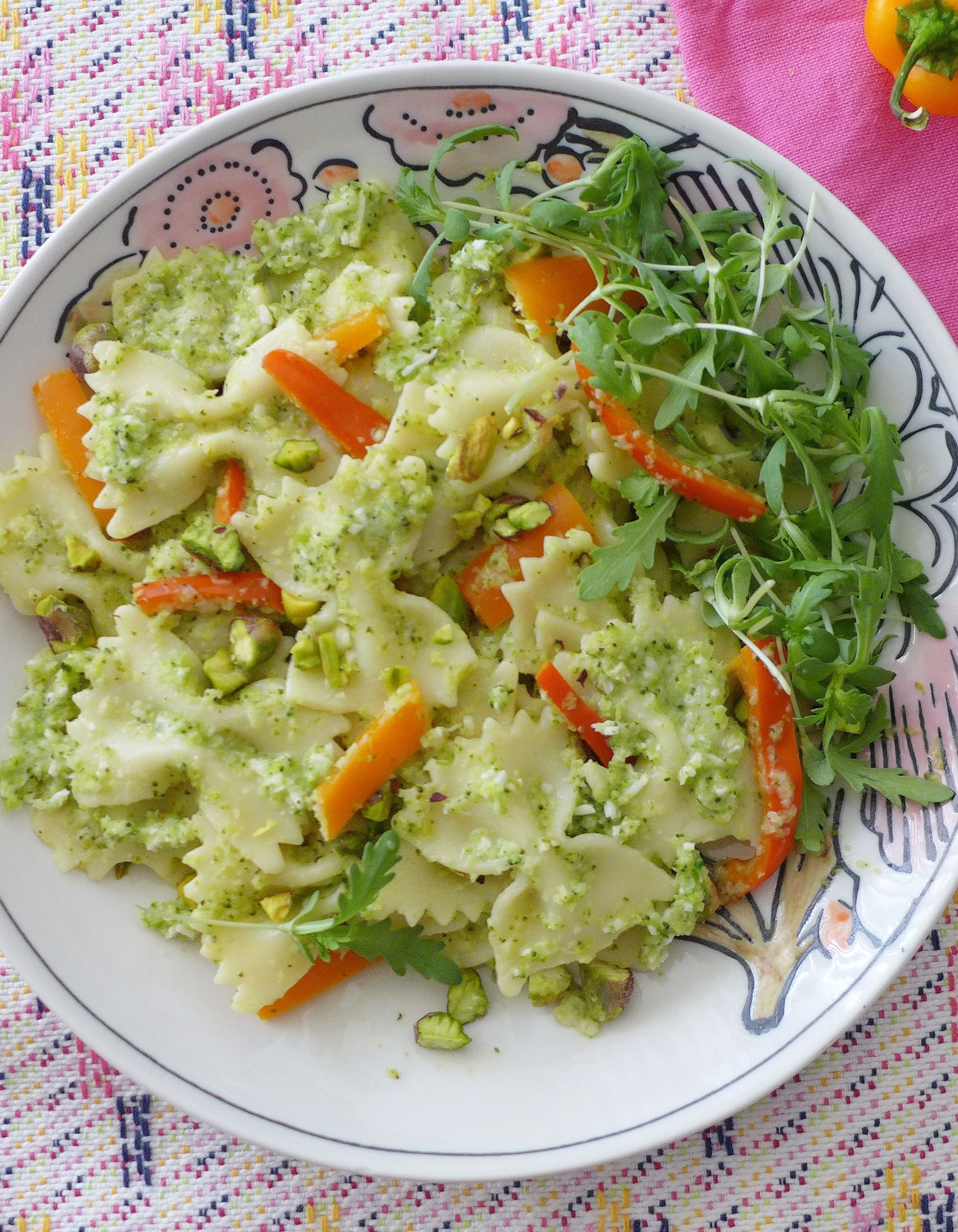 Farfalle Pasta Salad Recipes
 Farfalle Pasta Salad with Broccoli Pesto Your family