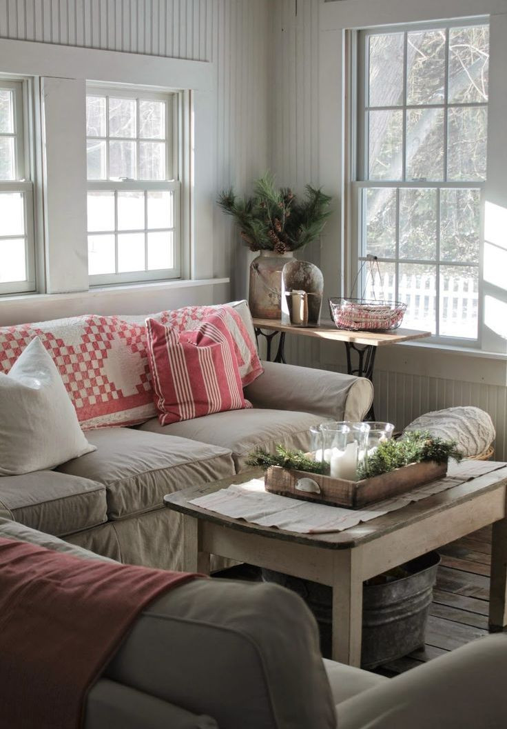 Farmhouse Chic Living Room
 Source pinterest