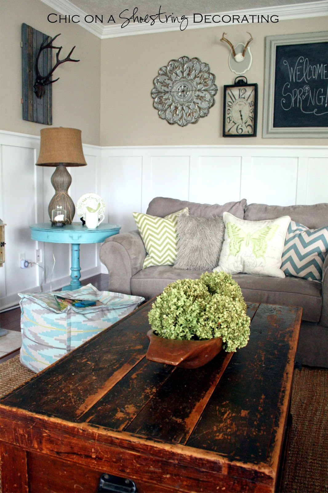 Farmhouse Chic Living Room
 Chic on a Shoestring Decorating My Farmhouse Chic Living