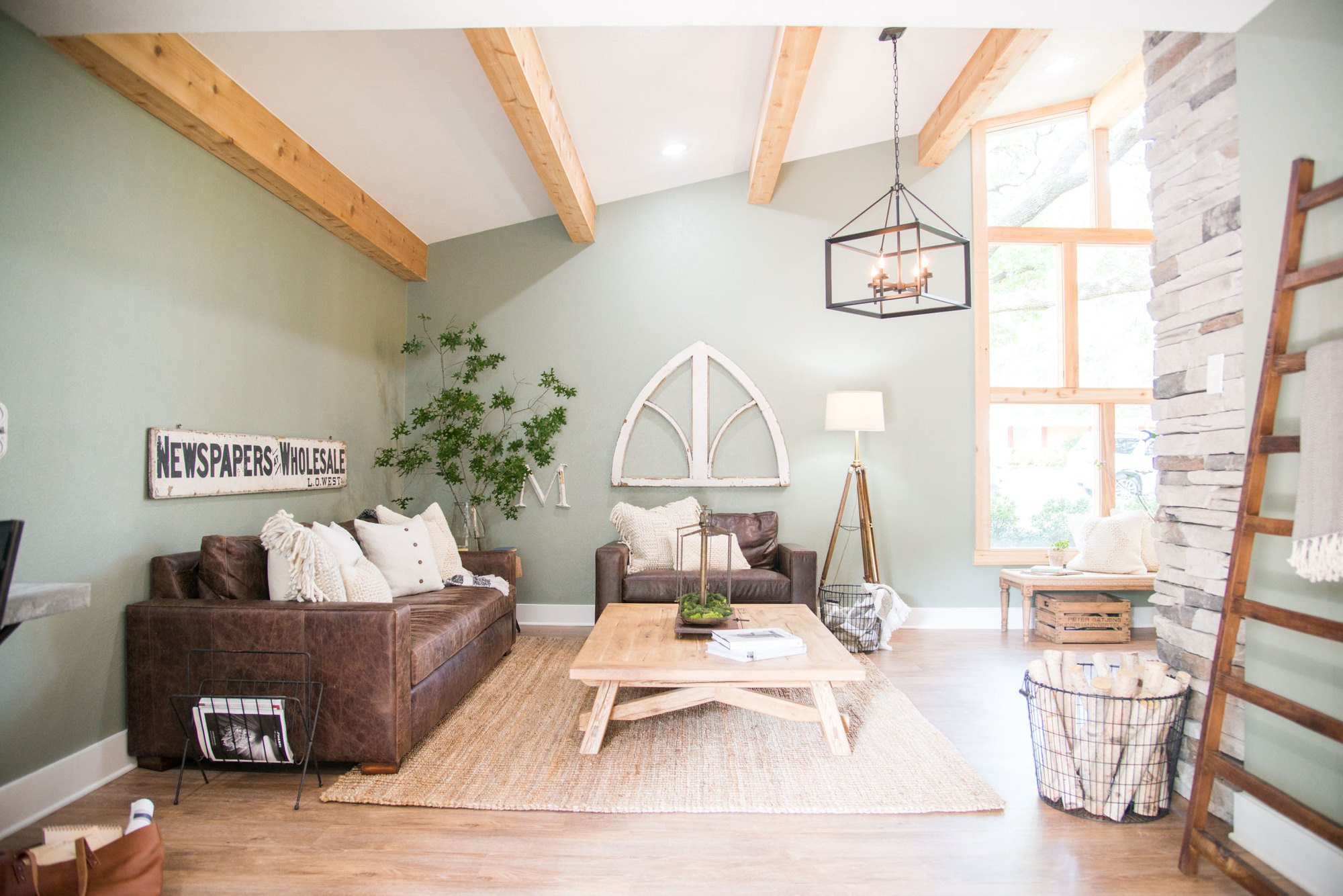 Farmhouse Living Room Paint Colors
 How to Choose the Perfect Farmhouse Paint Colors