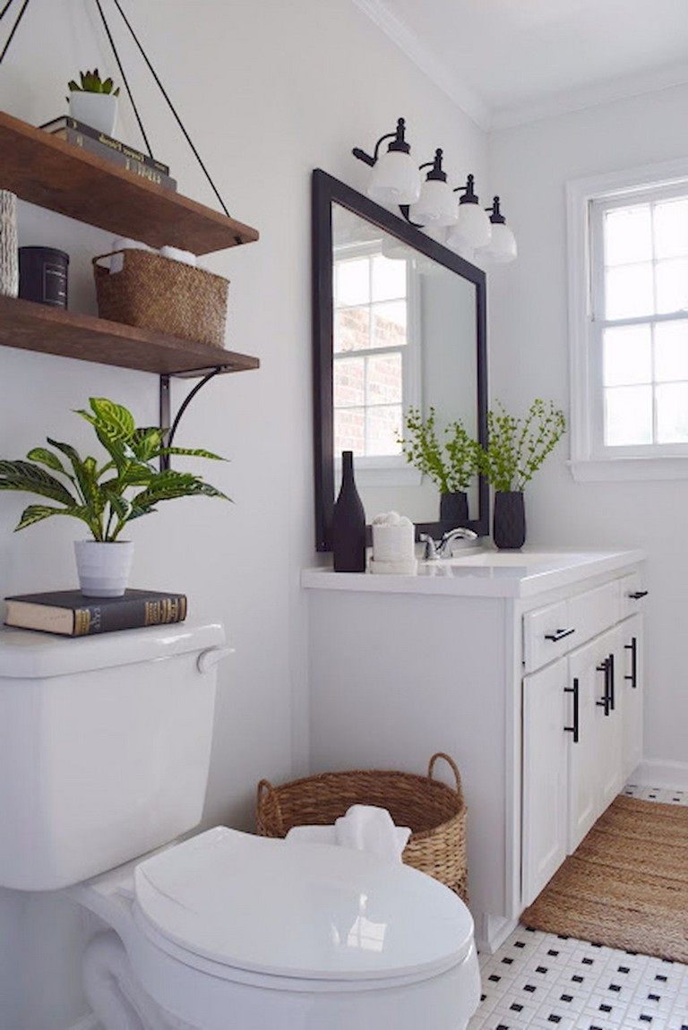 Farmhouse Master Bathroom Ideas
 32 Stunning Farmhouse Master Bathroom Ideas