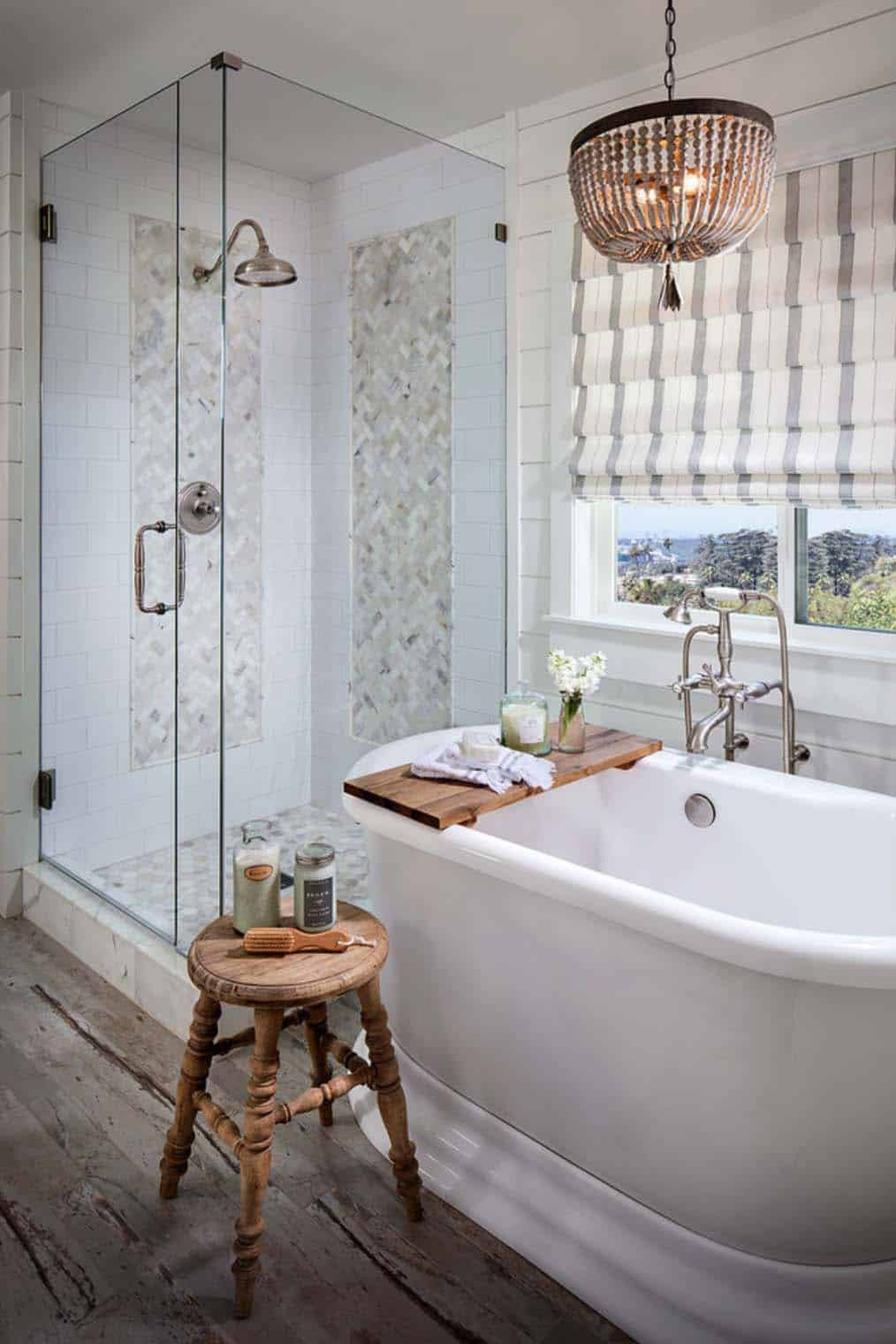 Farmhouse Master Bathroom Ideas
 21 Gorgeous farmhouse style bathrooms you will love